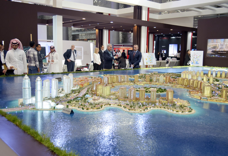 In pictures: Minister opens Cityscape Qatar 2016 - Construction Week Online