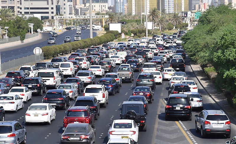 Kuwait Revokes 300 000 Driving Licenses From Expats To Ease Traffic   P1z 